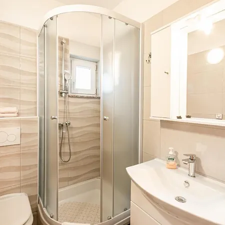 Laura Apartman