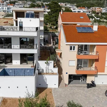 Laura Apartman Makarska