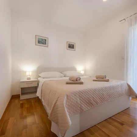 Apartament Laura Makarska