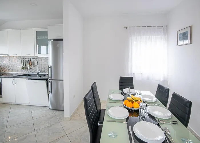 Appartement Laura Makarska